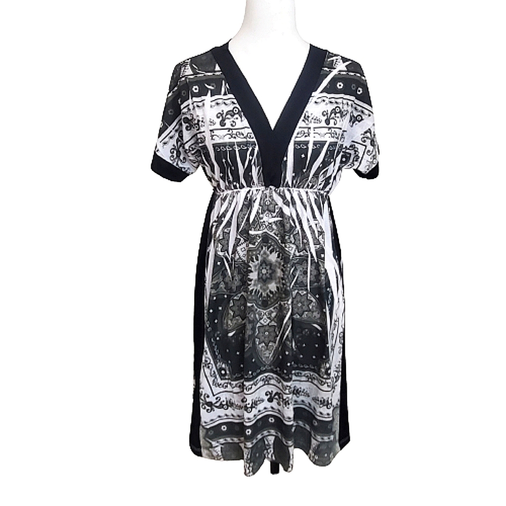 Mi Manchi V-Neck Sublimation Dress/Cover Up